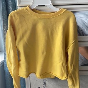 yellow American Eagle crop-noodie